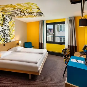 Swiss Chocolate By Fassbind Otel Zürih